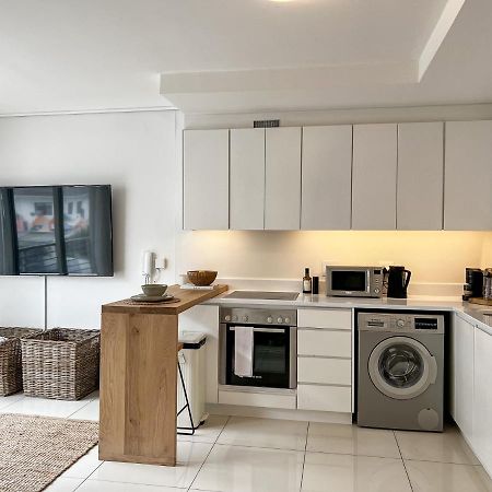 Luxury 1Br Green Point - Walk To Sea Point Promenade! Rooftop Pool, Secure Parking Fokváros Kültér fotó